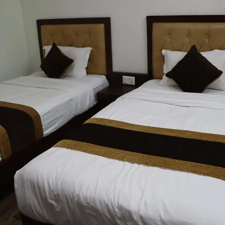Eusi Serling Guest House